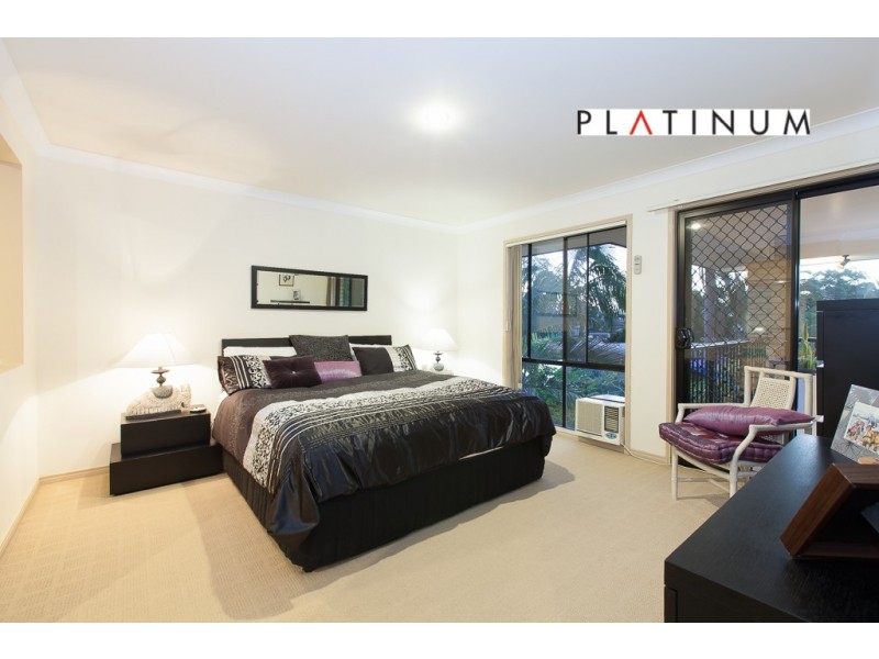 34 Bermuda Street, Broadbeach Waters QLD 4218