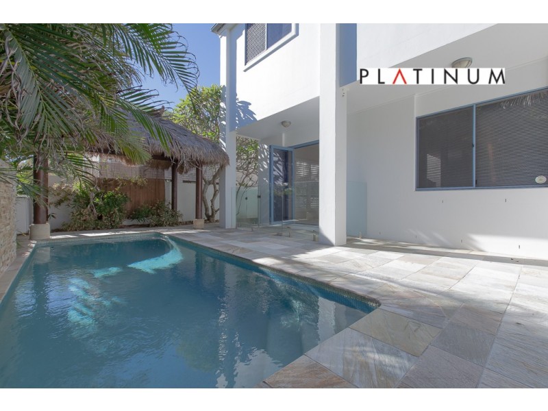 96 Albatross Avenue, Mermaid Beach QLD 4218