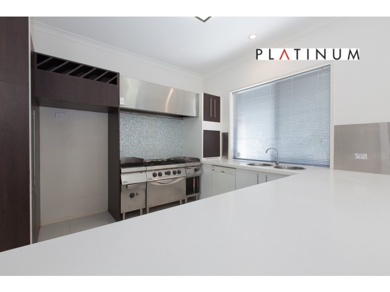 96 Albatross Avenue, Mermaid Beach QLD 4218