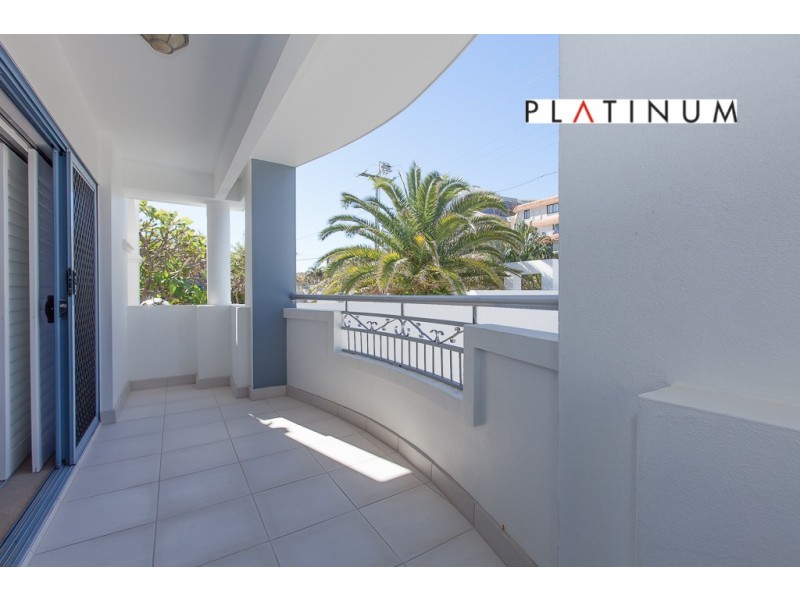 96 Albatross Avenue, Mermaid Beach QLD 4218