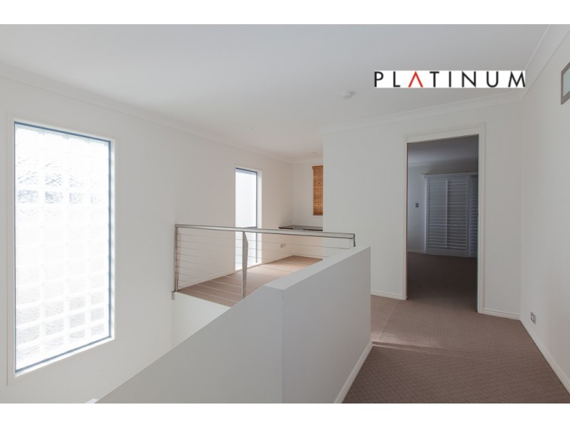96 Albatross Avenue, Mermaid Beach QLD 4218