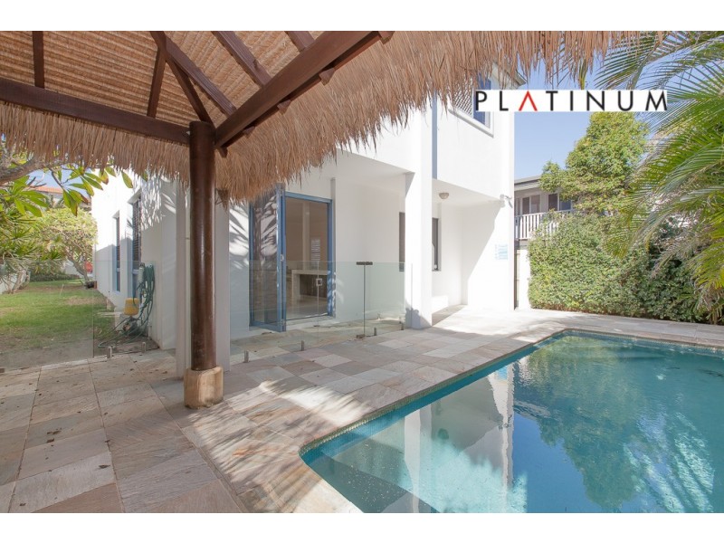 96 Albatross Avenue, Mermaid Beach QLD 4218
