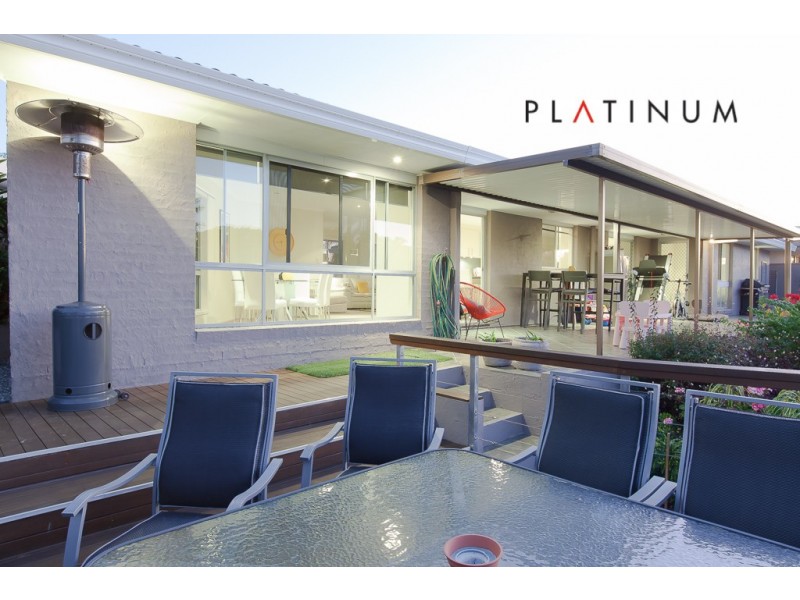 13 Alvarado Court, Broadbeach Waters QLD 4218
