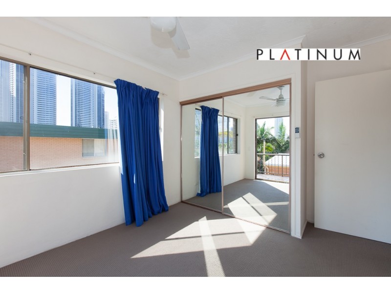 @13 Stanhill Drive, Chevron Island QLD 4217