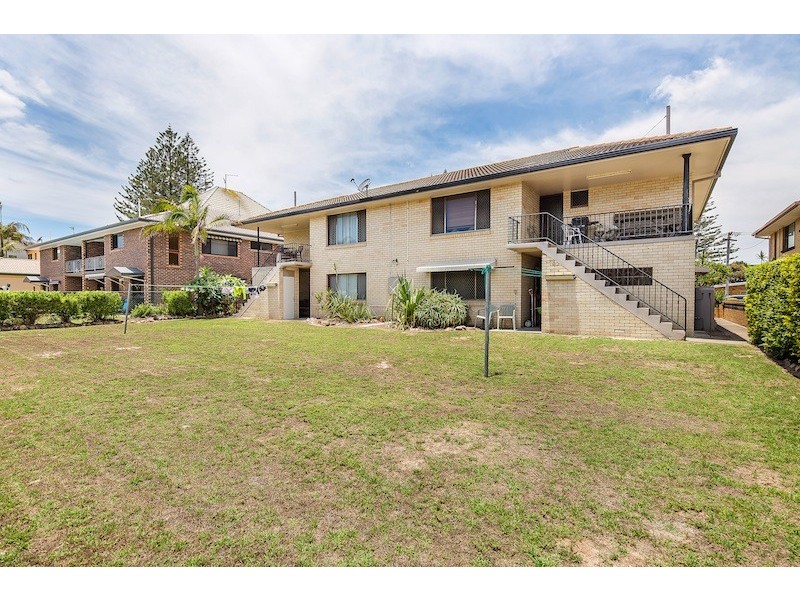 2/19 Seashell Avenue, Mermaid Beach QLD 4218