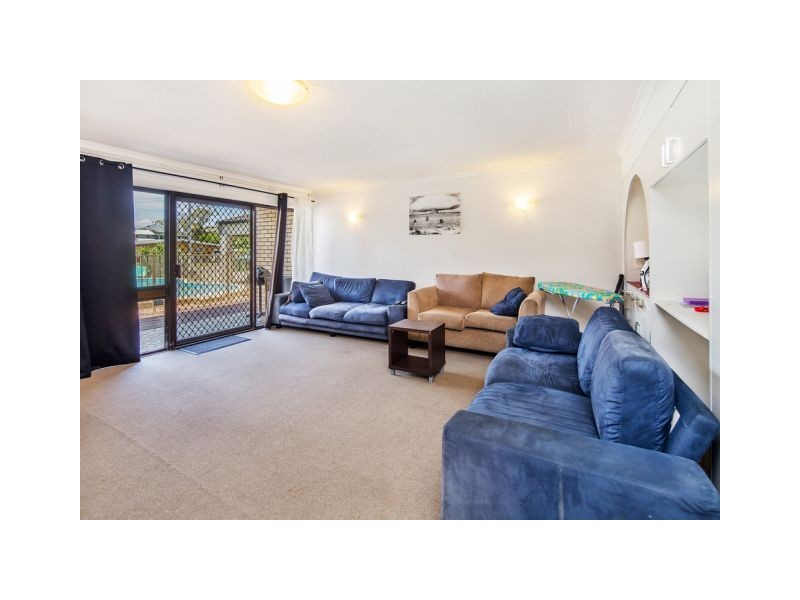 2/19 Seashell Avenue, Mermaid Beach QLD 4218