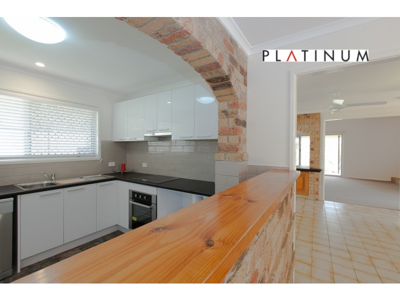 2 Apurla Court, Karana Downs QLD 4306