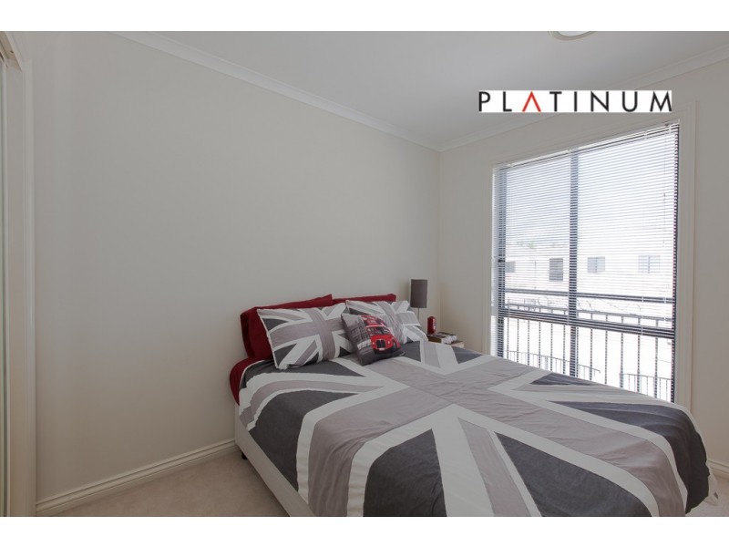 Hope Island QLD 4212