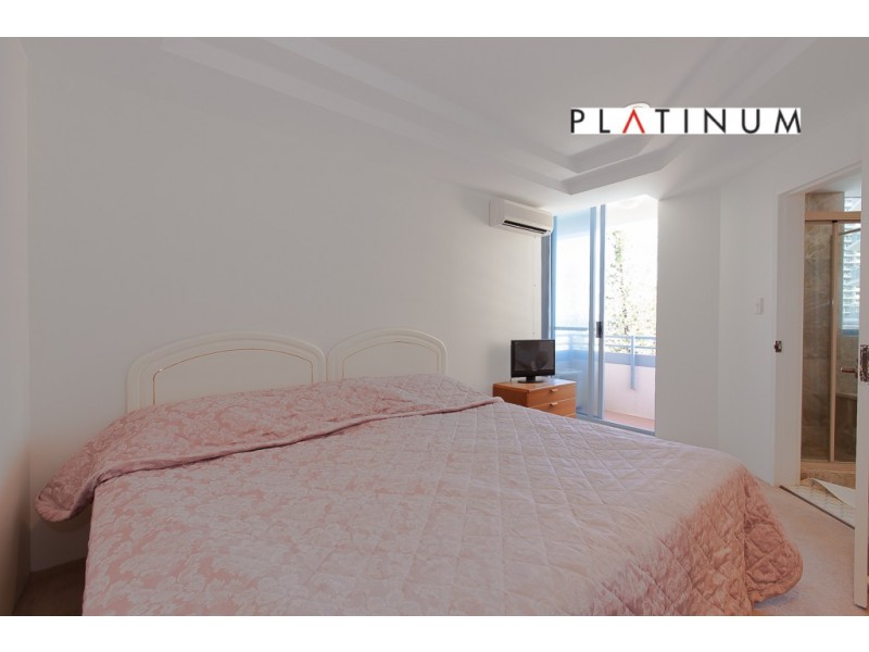 4/3454 Main Beach Parade, Surfers Paradise QLD 4217