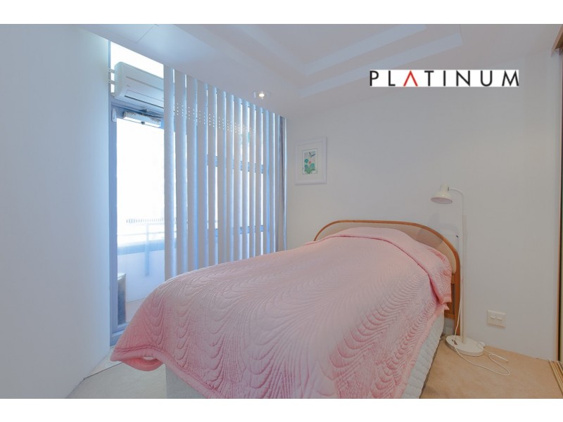 4/3454 Main Beach Parade, Surfers Paradise QLD 4217