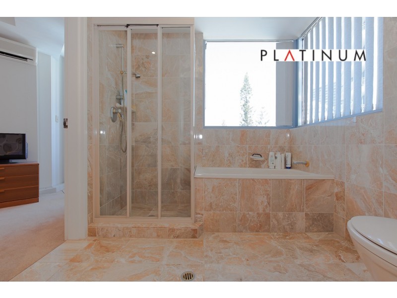 4/3454 Main Beach Parade, Surfers Paradise QLD 4217