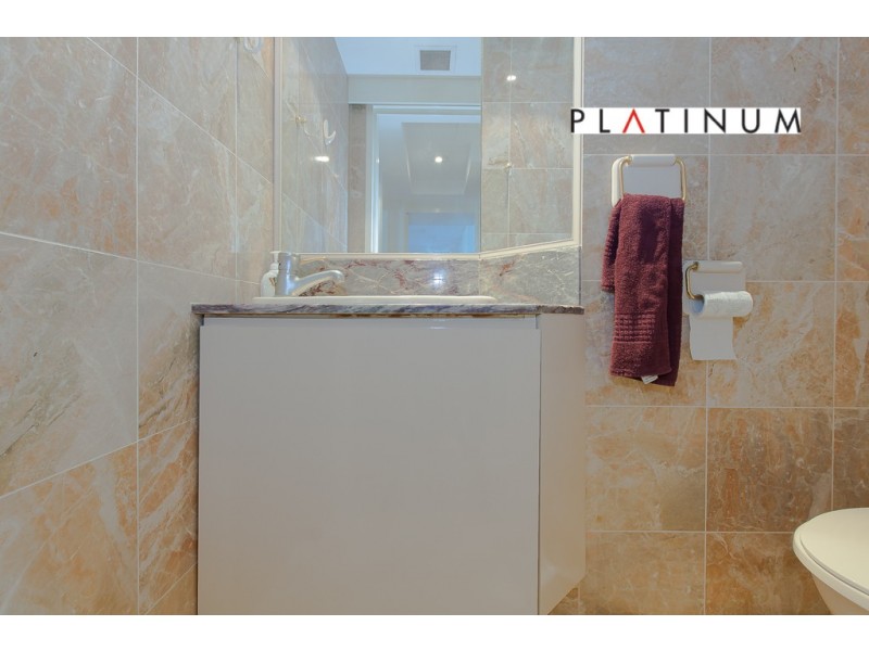 4/3454 Main Beach Parade, Surfers Paradise QLD 4217