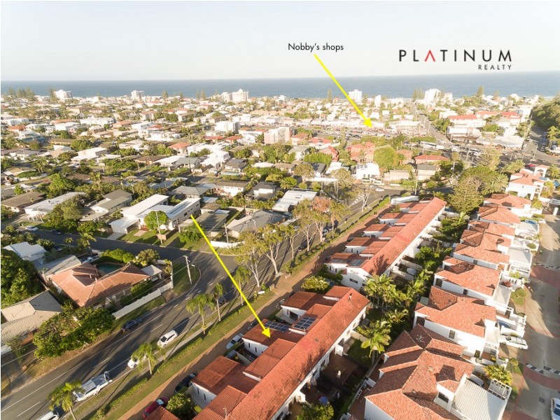 @2 Karbunya Street, Mermaid Waters QLD 4218