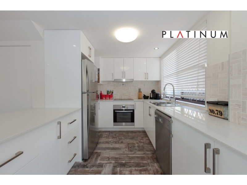 @2 Karbunya Street, Mermaid Waters QLD 4218