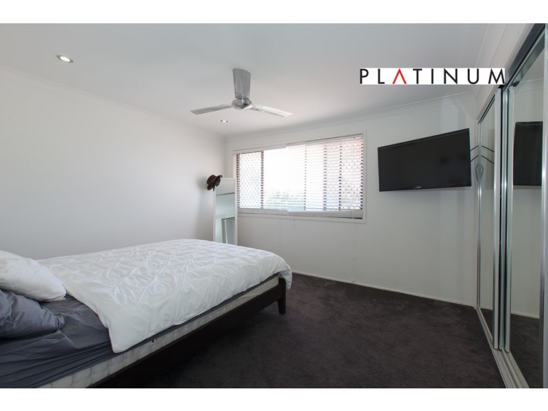 @2 Karbunya Street, Mermaid Waters QLD 4218