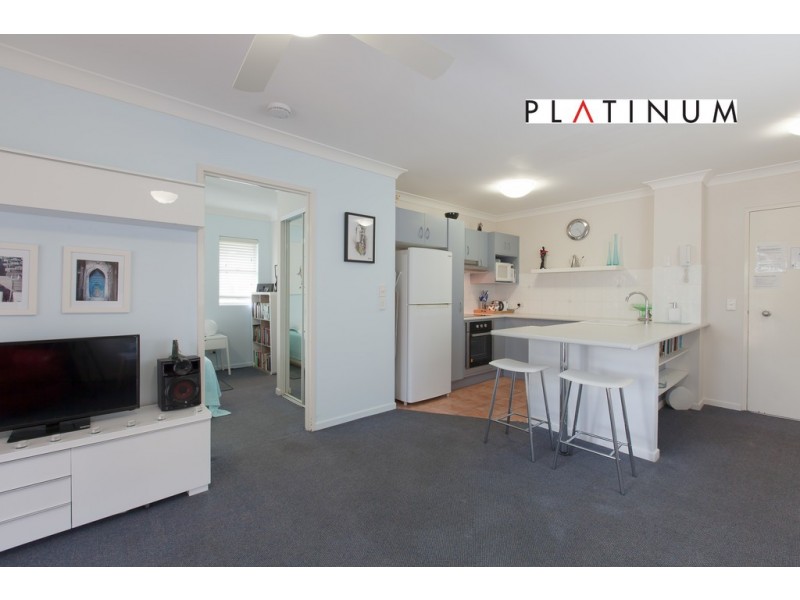 27/7-15 Monte Carlo Avenue, Surfers Paradise QLD 4217