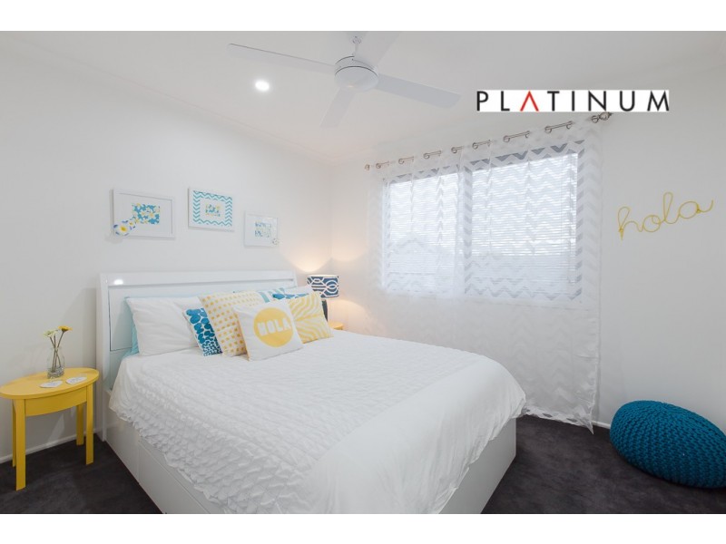 7 Alvarado Court, Broadbeach Waters QLD 4218