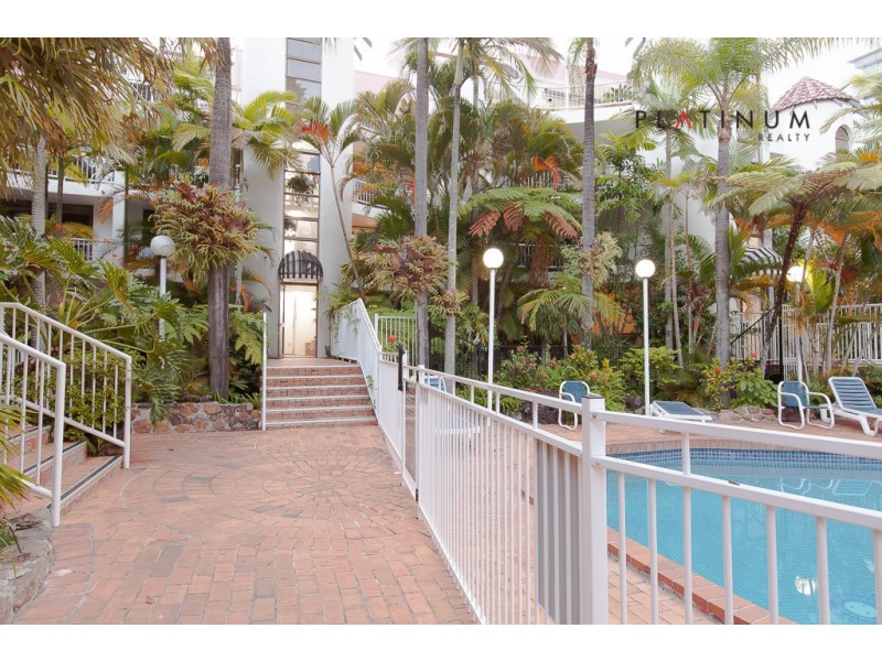 @24 Hamilton Avenue, Surfers Paradise QLD 4217