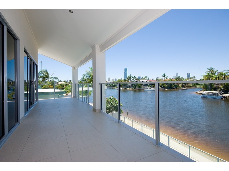 Broadbeach Waters QLD 4218