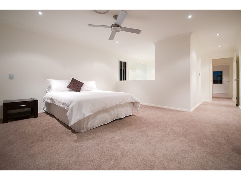 Broadbeach Waters QLD 4218