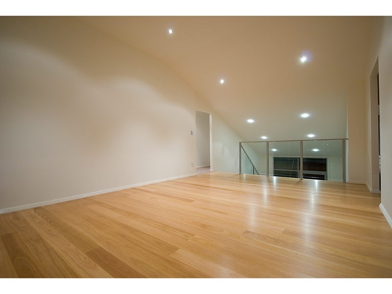 Broadbeach Waters QLD 4218