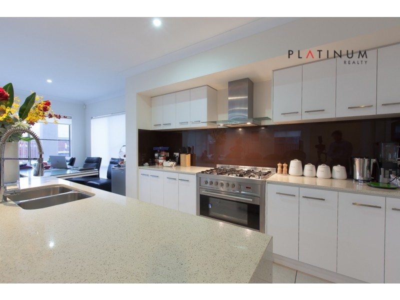 @5 Captain Hope Ave, Coomera QLD 4209