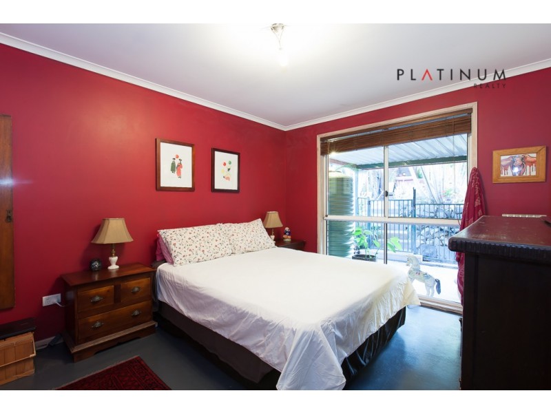 8 Centurion Crescent, Nerang QLD 4211