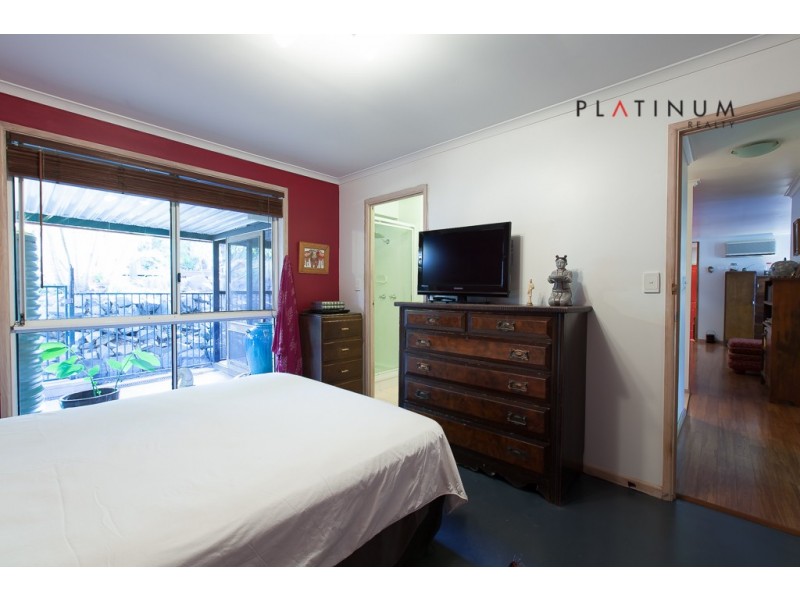 8 Centurion Crescent, Nerang QLD 4211