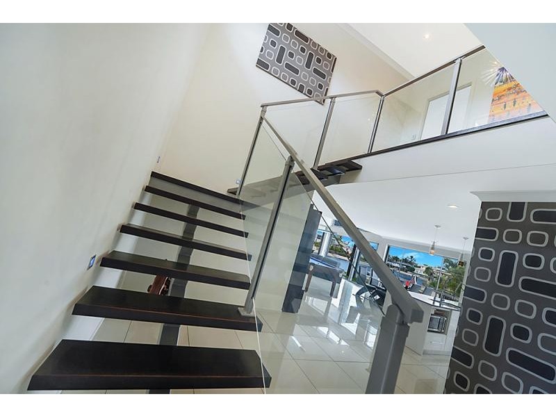 Broadbeach Waters QLD 4218