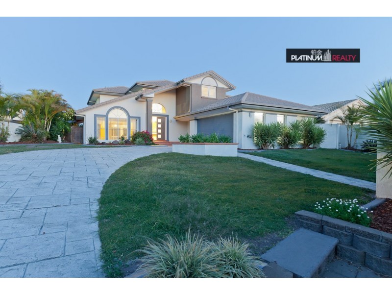 Clear Island Waters QLD 4226