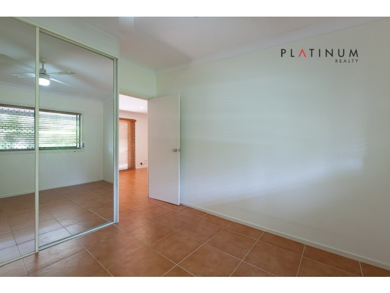 2 Tulloch Crescent, Mudgeeraba QLD 4213