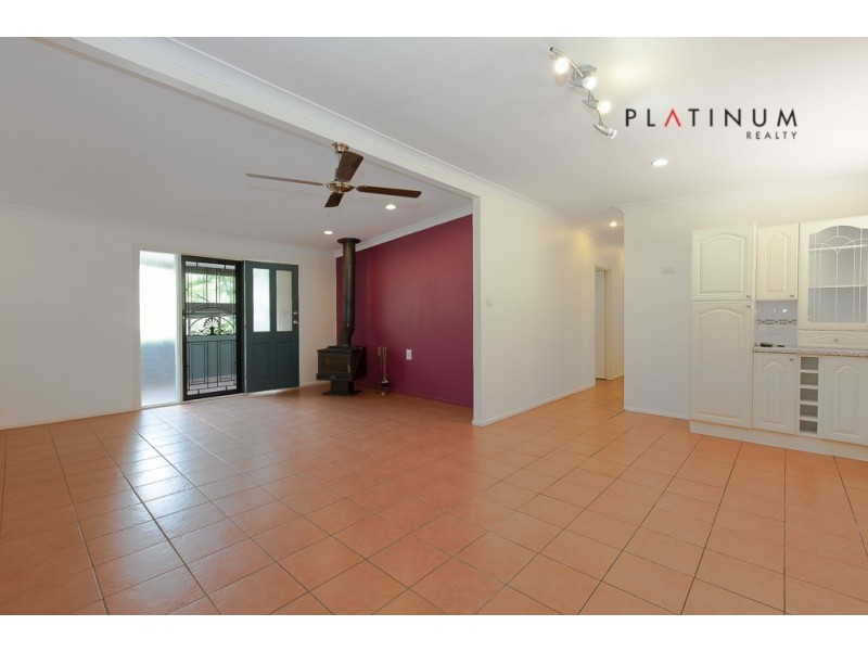 2 Tulloch Crescent, Mudgeeraba QLD 4213