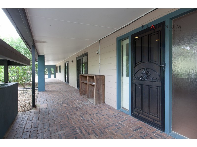 2 Tulloch Crescent, Mudgeeraba QLD 4213