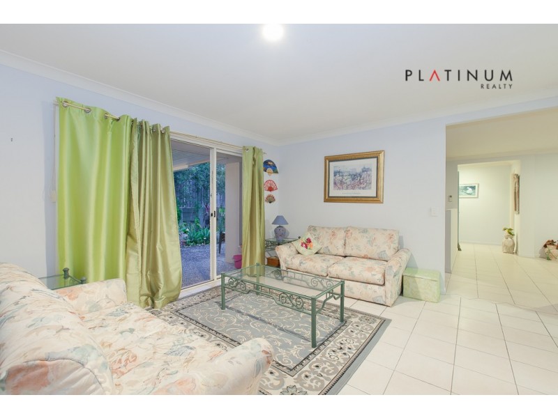 6 Elfin Street, Robina QLD 4226