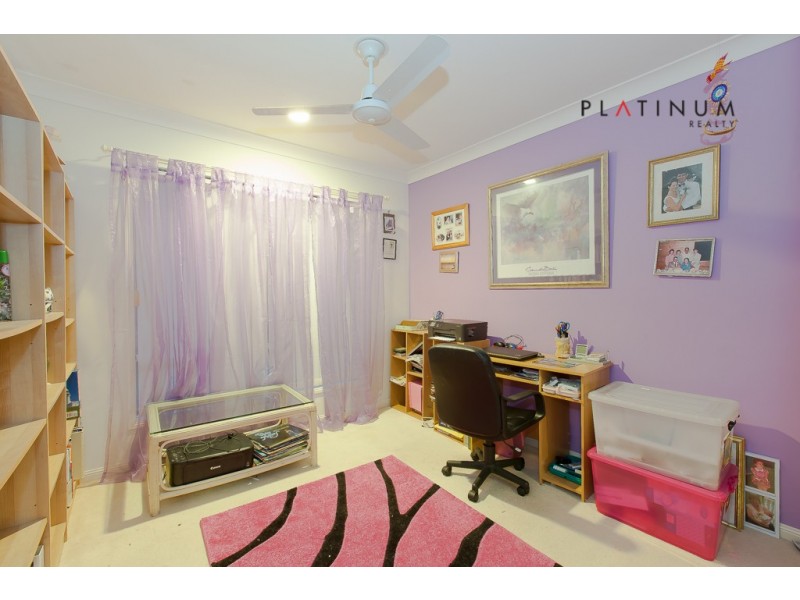 6 Elfin Street, Robina QLD 4226