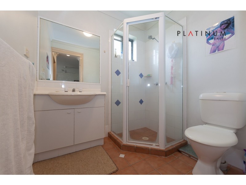 @14 Genoa Street, Surfers Paradise QLD 4217