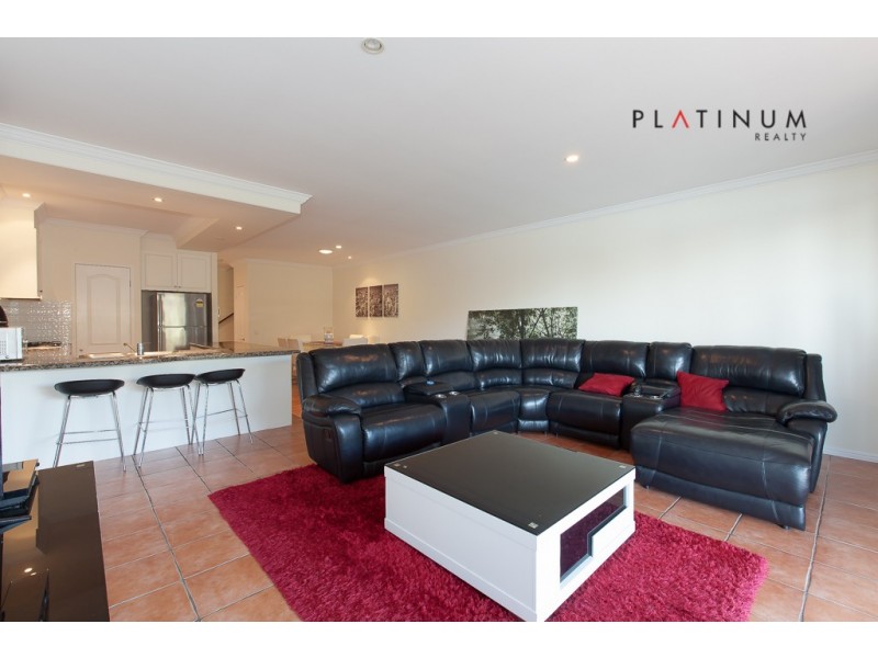 Chevron Island QLD 4217