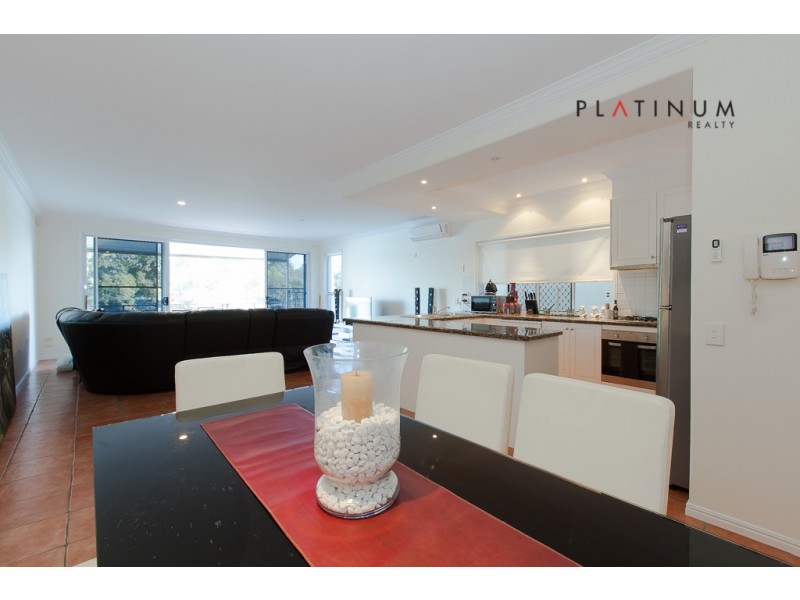 Chevron Island QLD 4217
