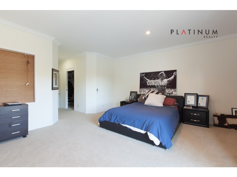 Chevron Island QLD 4217