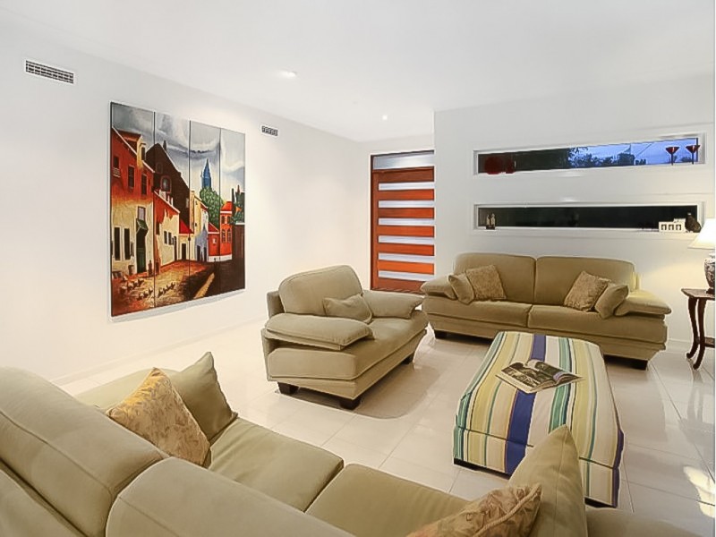 Broadbeach Waters QLD 4218