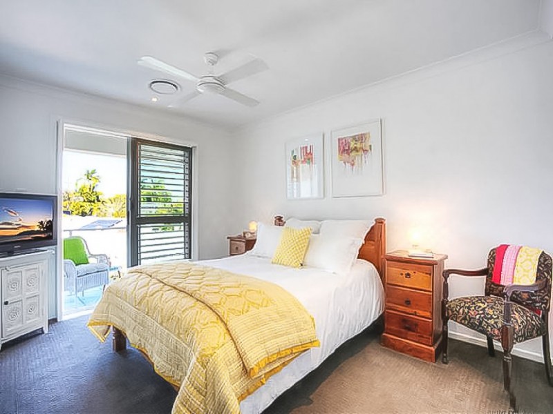 Broadbeach Waters QLD 4218
