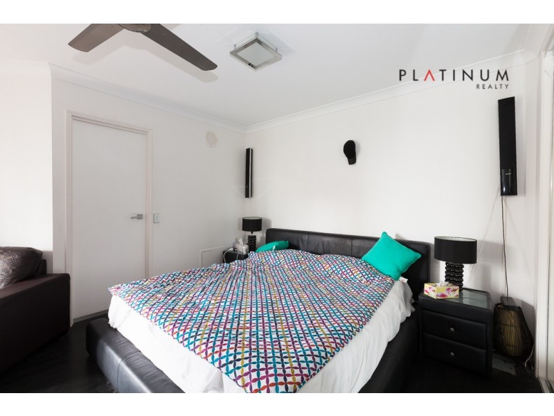 320/1 Paradise Island, Surfers Paradise QLD 4217