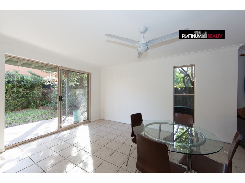 2/14 Gray Street, Southport QLD 4215