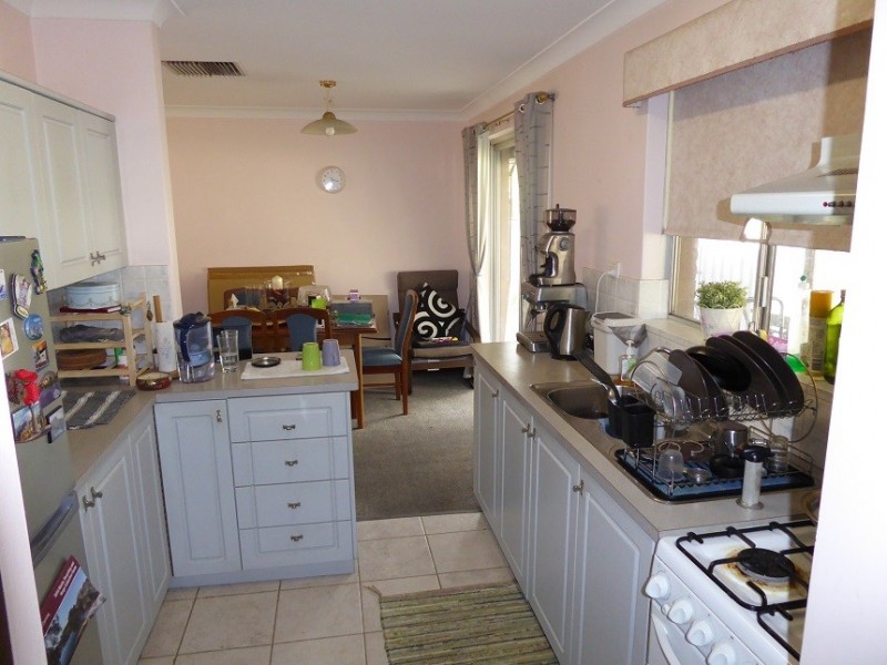 7 Poseidon Way, Parkwood WA 6147