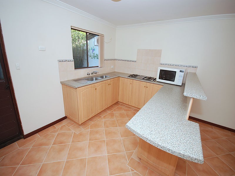 4/6 Onslow Street, South Perth WA 6151