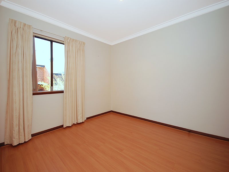 4/6 Onslow Street, South Perth WA 6151