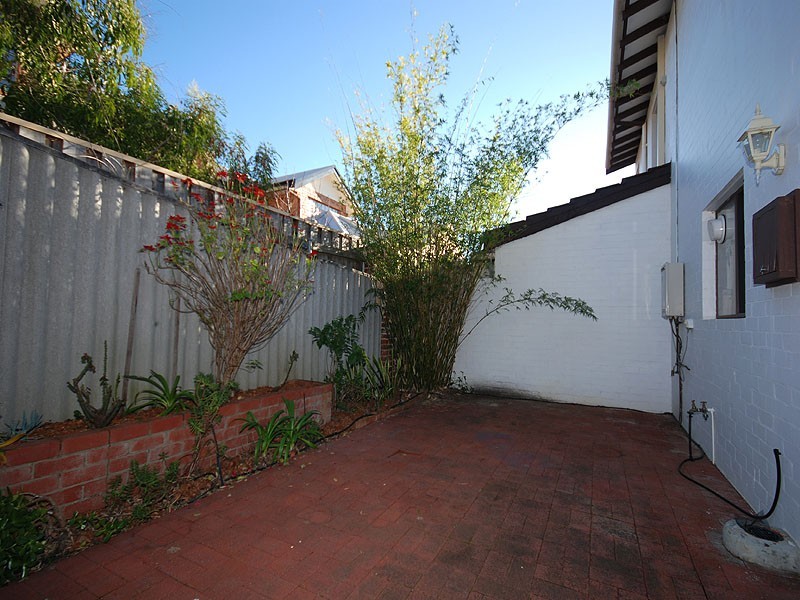 4/6 Onslow Street, South Perth WA 6151