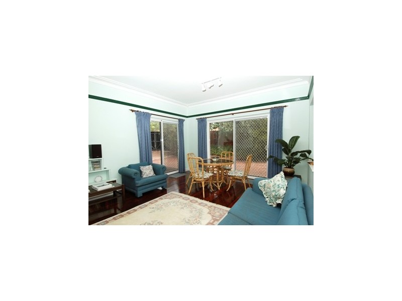 12 Mabel Street, Kensington WA 6151