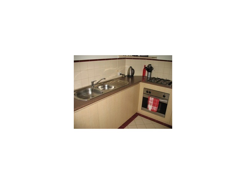 7/8 King George Street, Victoria Park WA 6100