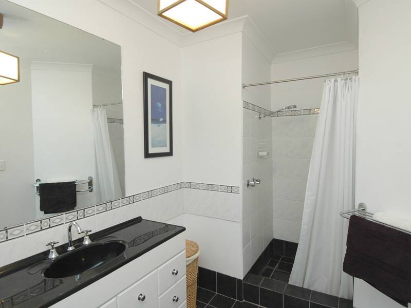 15 Ten Seldam Circle, Winthrop WA 6150